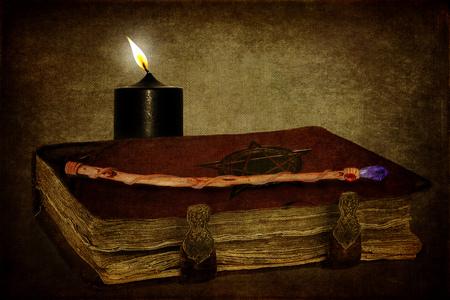 LIVRE DES OMBRES - ELEMIAH VOYANCE LIVRE DES OMBRES - ELEMIAH VOYANCE